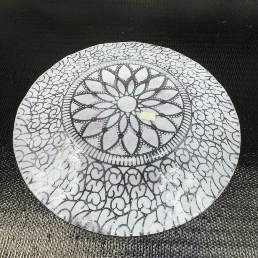 Sydenstricker Pink Fused Art Glass Dish‎ Plate 8.5inch Wide Floral Pattern Dish